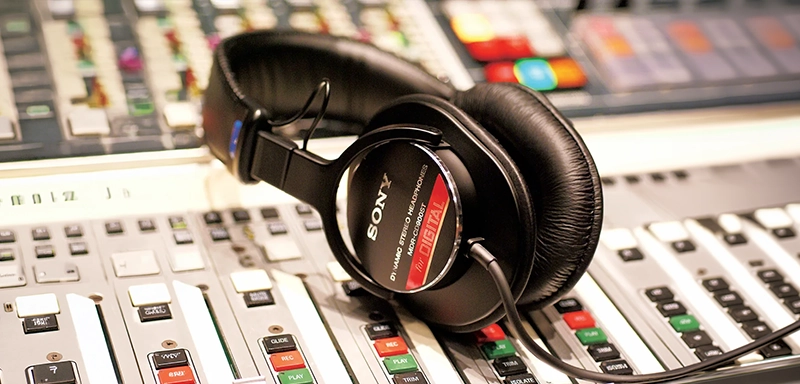 Sony 經典監聽耳機:MDR-CD900ST 產品原型